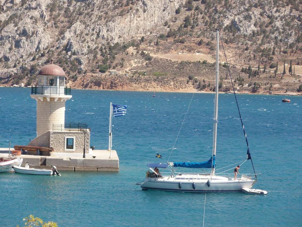 Iridanos Otel Antikyra Dış mekan fotoğraf